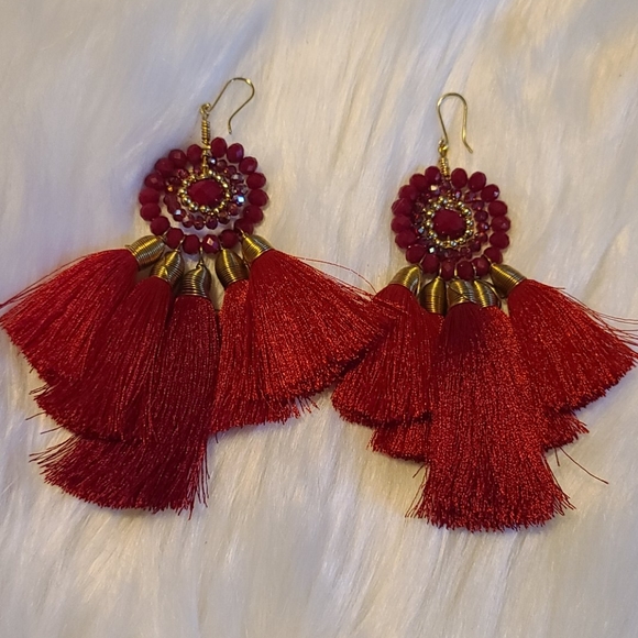 Earings - Picture 2 of 2